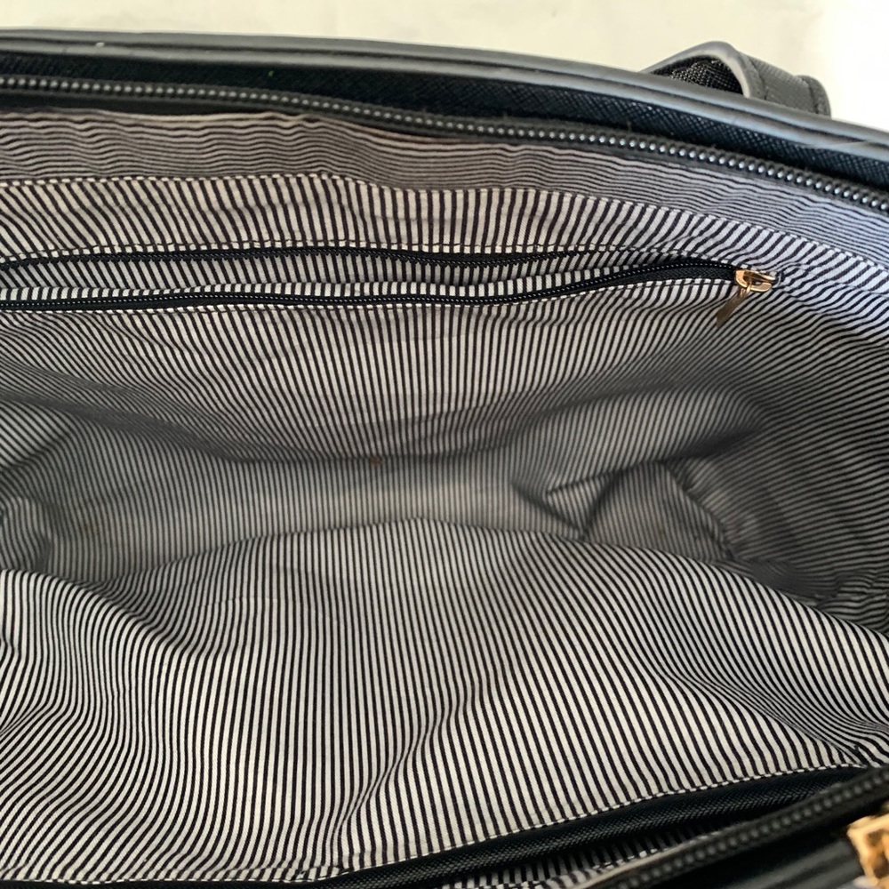 Black purse